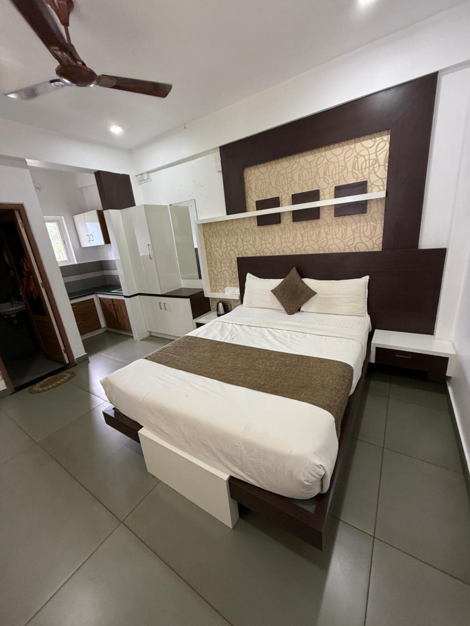 Honey Rock Hotell Kanthalloor Eksteriør bilde