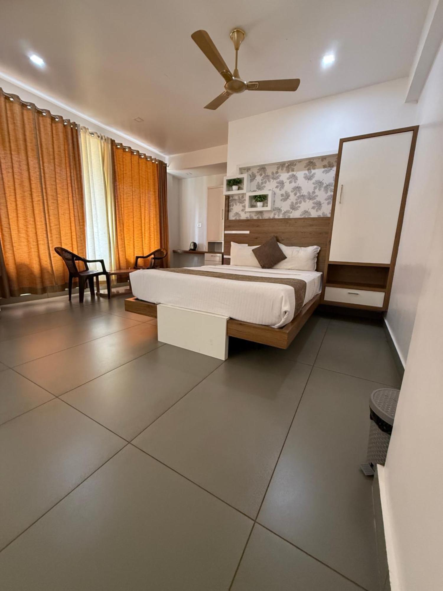 Honey Rock Hotell Kanthalloor Eksteriør bilde